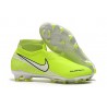 Fotbollsskor för Herr Nike Phantom Vsn Elite DF FG - Volt Vit